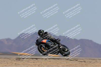 media/Apr-09-2023-SoCal Trackdays (Sun) [[333f347954]]/Turn 9 Side (140pm)/